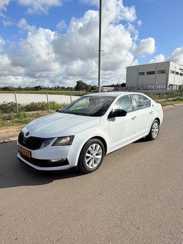 סקודה אוקטביה