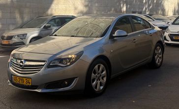 אופל אינסיגניה