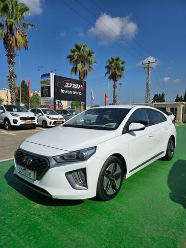 יונדאי וניו