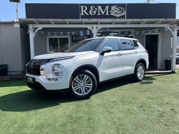 מיצובישי אאוטלנדר