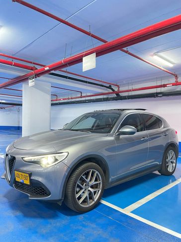 אלפא רומיאו סטלביו