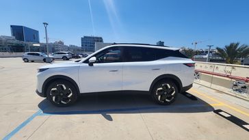 אומודה 7 PHEV