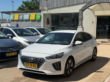 יונדאי איוניק