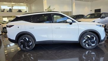 אומודה 7 PHEV