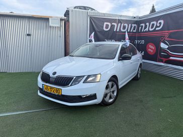 סקודה אוקטביה