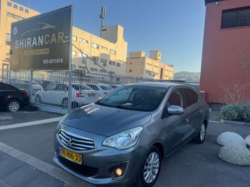 מיצובישי אטראז