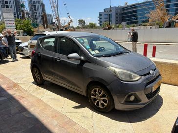יונדאי I10