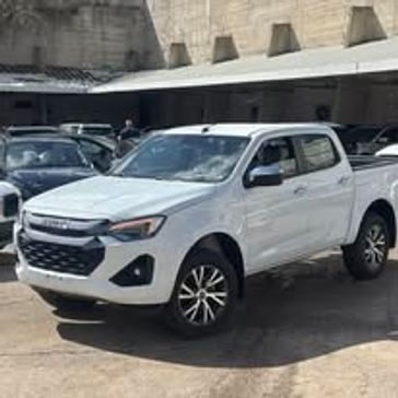 איסוזו D-Max