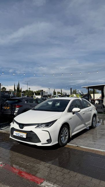 טויוטה קורולה