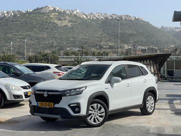 סוזוקי S-CROSS