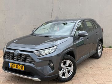טויוטה RAV4