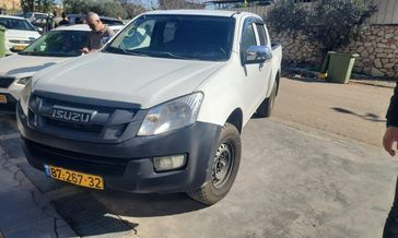 איסוזו D-Max