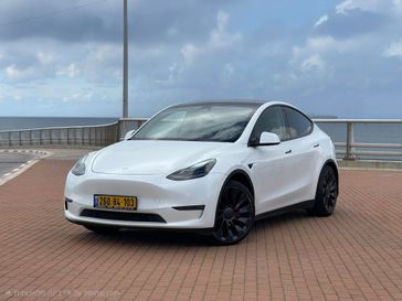 טסלה MODEL Y
