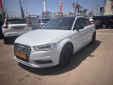 אאודי A3