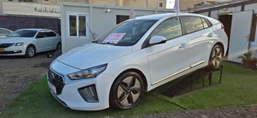 יונדאי איוניק