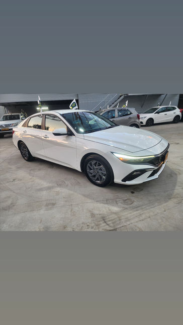 יונדאי אלנטרה