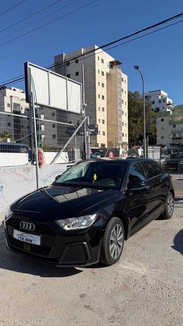 אאודי A1