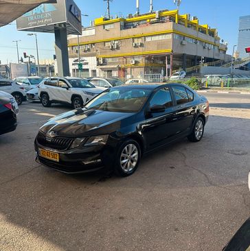 סקודה אוקטביה