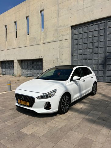 יונדאי I30