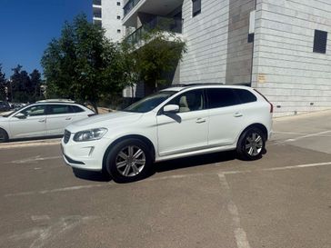וולבו XC60