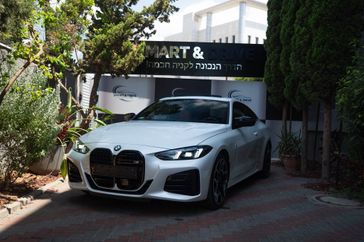 ב מ וו 230I XDRIVE