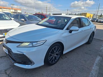 טויוטה קאמרי