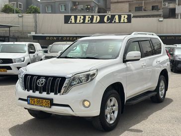 טויוטה לנד קרוזר