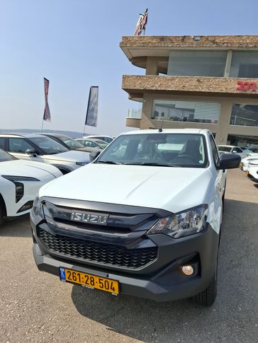 איסוזו D-Max