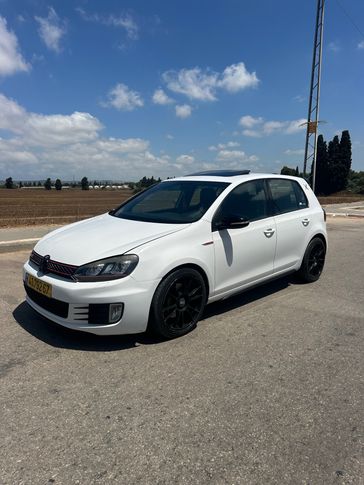 פולקסווגן גולף