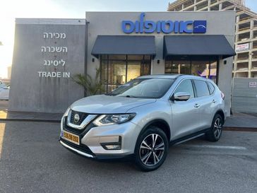 ניסאן X TRAIL
