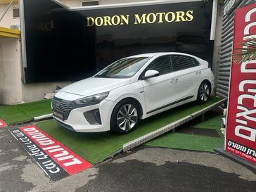 יונדאי איוניק