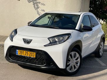 טויוטה אייגו