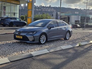 טויוטה קורולה