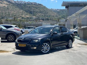 סקודה אוקטביה