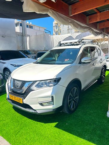 ניסאן X TRAIL