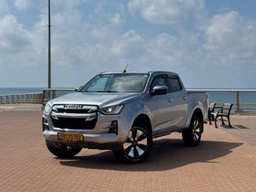 איסוזו D-Max