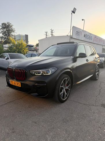 ב מ וו X5