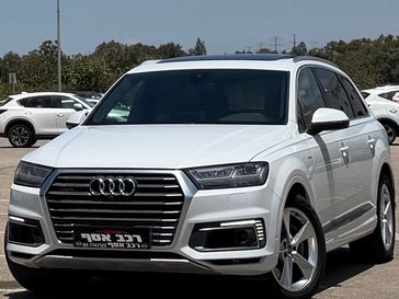 אאודי Q7