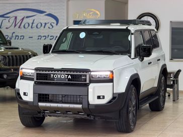 טויוטה LAND CRUISER