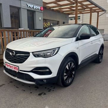 אופל גרנדלנד-X