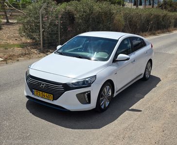 יונדאי איוניק