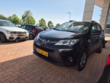 טויוטה RAV4