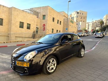 אלפא רומיאו מיטו