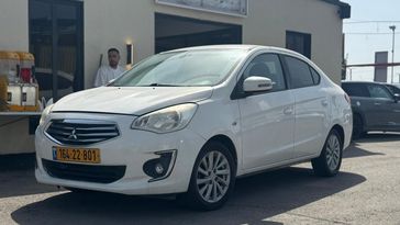 מיצובישי אטראז