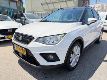 סיאט ארונה