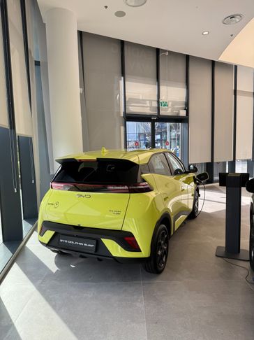 בי ווי די DOLPHIN