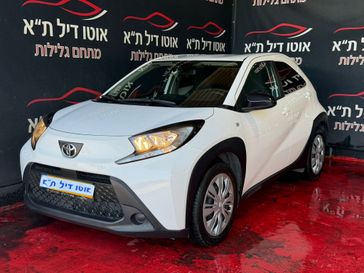 טויוטה אייגו