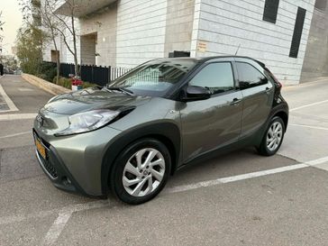 טויוטה אייגו