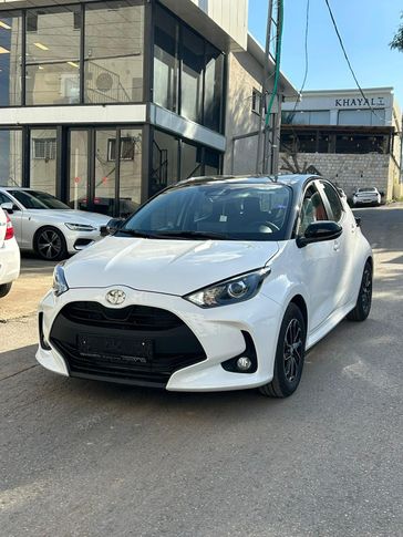 טויוטה יאריס