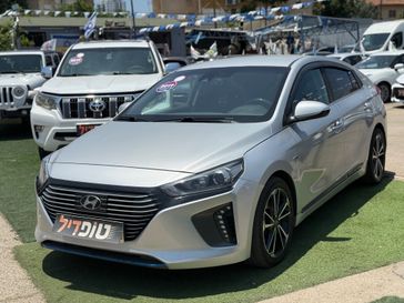 יונדאי איוניק